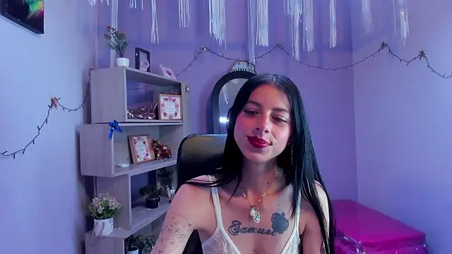 Dulce Miaa  online show from 01/15/26, 04:10