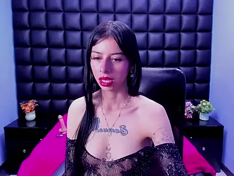 Dulce Miaa  online show from 10/22/25, 03:11