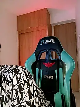 Tamara valentine online show from 04/16/26, 08:37