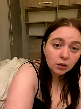 Snapshot of SoniaNovara chatting on 09/25/25, 04:57 SoniaNovara online show from 09/25/25, 04:57
