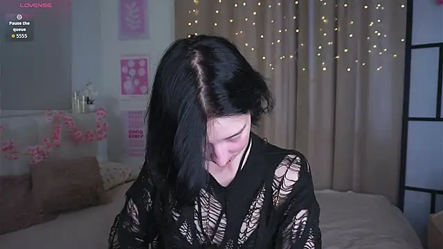 JuanaFriesz online show from 03/29/26, 09:22