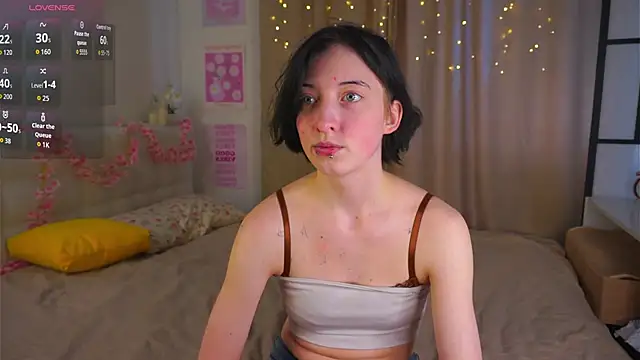 JuanaFriesz online show from 03/04/26, 09:17