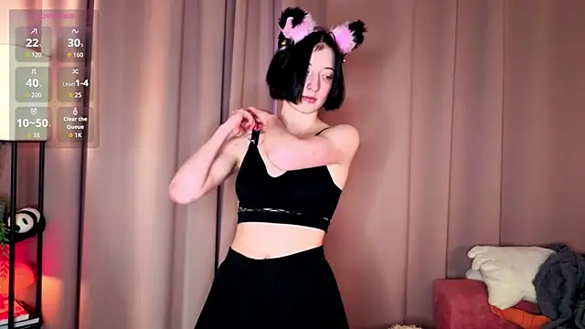 JuanaFriesz online show from 04/18/26, 08:38