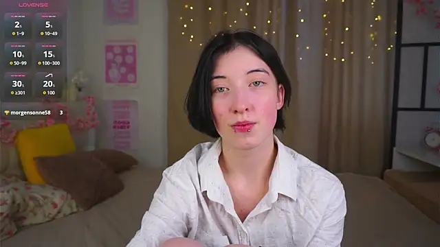 JuanaFriesz online show from 02/25/26, 09:20