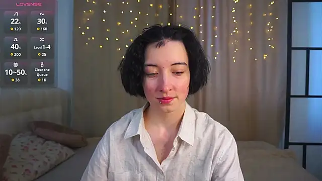 JuanaFriesz online show from 02/13/26, 09:20