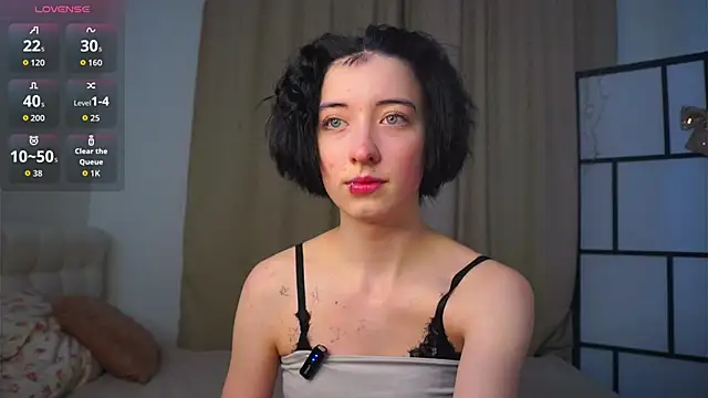 JuanaFriesz online show from 02/12/26, 09:09