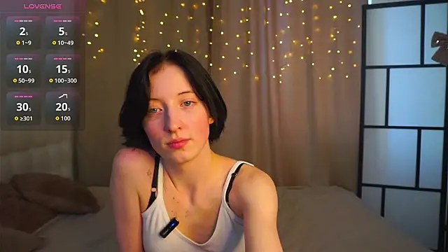 JuanaFriesz online show from 02/05/26, 09:16