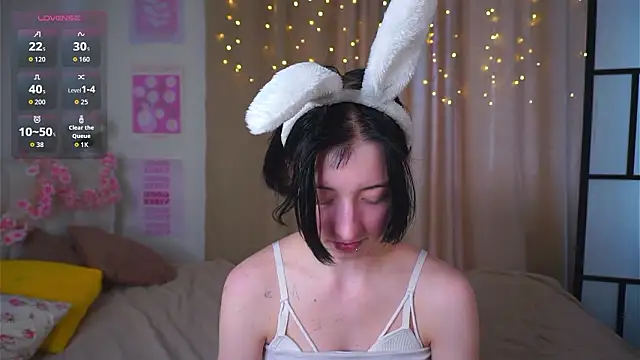 JuanaFriesz online show from 03/11/26, 09:14