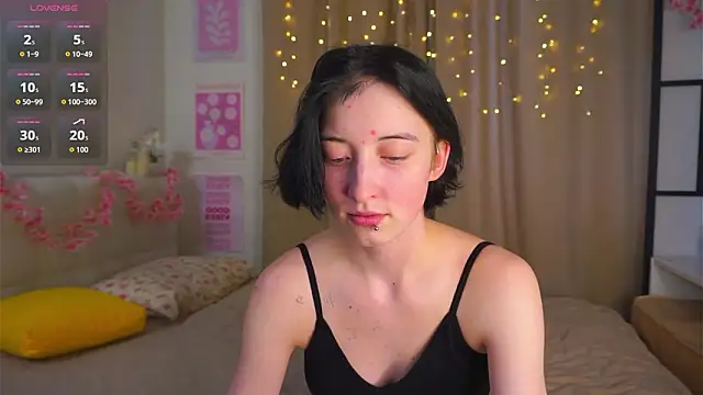 JuanaFriesz online show from 03/05/26, 09:39