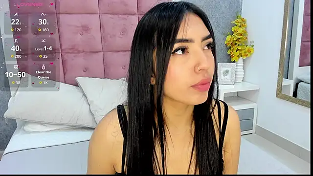 Snapshot of missconnor chatting on 09/18/25, 12:41 missconnor online show from 09/18/25, 12:41