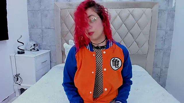 RoxanneStorm  online show from 11/13/25, 12:31