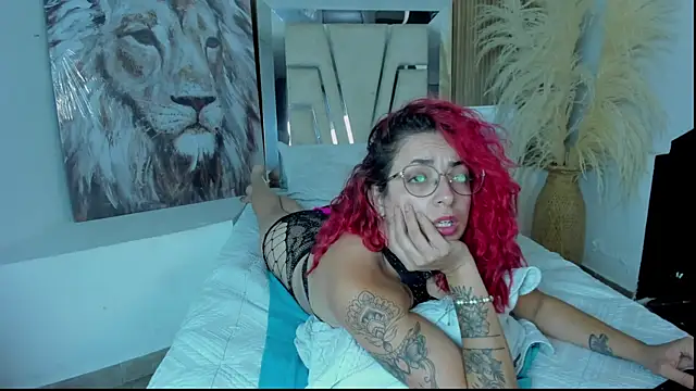 RoxanneStorm  online show from 01/05/26, 05:27