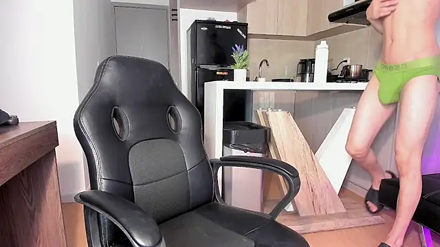 im jero online show from 11/04/25, 09:07