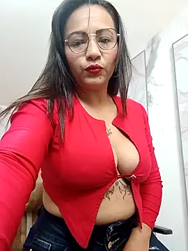 agatha sluttylatina online show from 11/05/25, 03:20