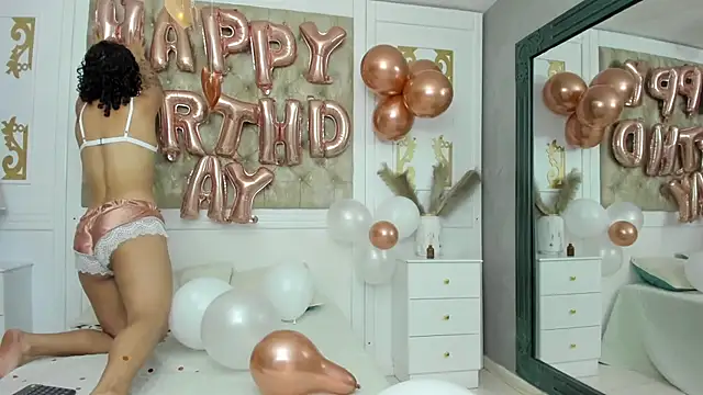 Snapshot of SilvanaOwen chatting on 12/01/25, 02:29 SilvanaOwen online show from 12/01/25, 02:29