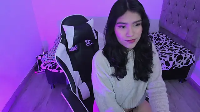 Snapshot of megaan_cb chatting on 11/30/25, 01:34 megaan cb online show from 11/30/25, 01:34