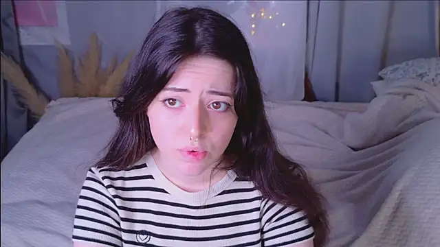 SoftAmora online show from 01/10/26, 06:53