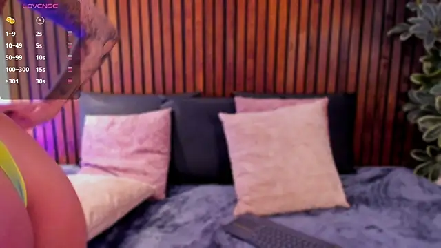 SharonLyn  online show from 04/16/26, 09:39