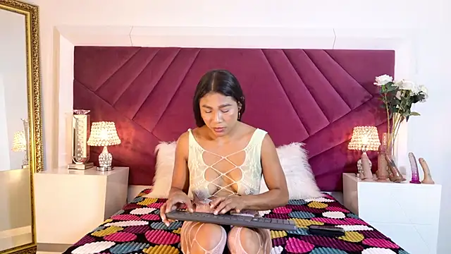 VeraGarnier online show from 04/11/26, 07:28