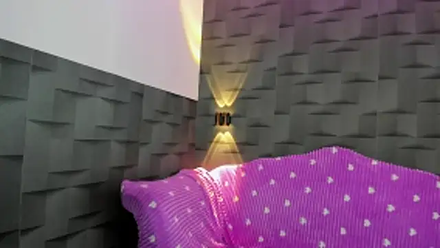 VeraGarnier online show from 03/12/26, 08:24