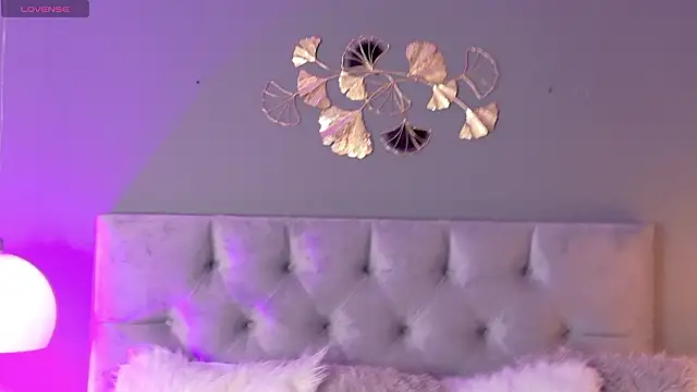 kendalFox  online show from 02/24/26, 02:34