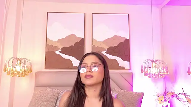 kendalFox  online show from 11/27/25, 02:45