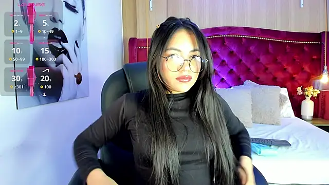 kendalFox  online show from 09/21/25, 01:38