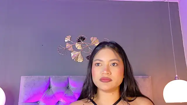 kendalFox  online show from 04/03/26, 02:07