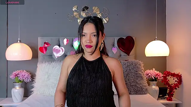 kendalFox  online show from 02/13/26, 01:49