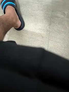 bigdick lickingexpert08 online show from 04/25/26, 07:11