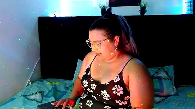 EmmaTower online show from 09/08/25, 07:24