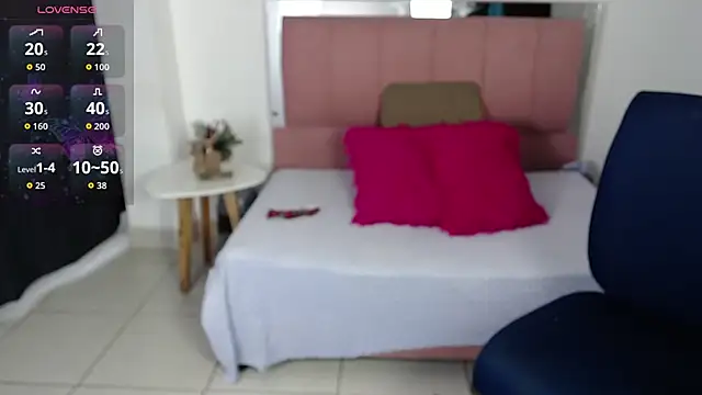 SammySmall F w online show from 12/18/25, 09:40