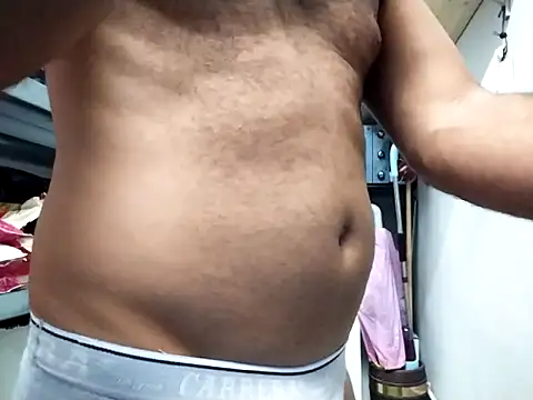 AXEL 84 online show from 10/10/25, 12:50