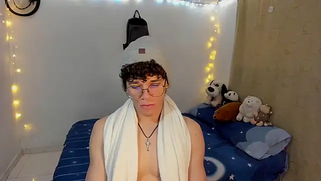 Tom Blues online show from 11/27/25, 12:38