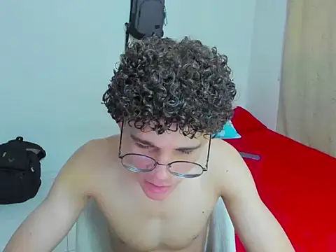 Tom Blues online show from 09/15/25, 01:00