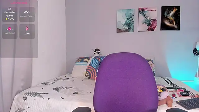 KimTayloor1 online show from 11/08/25, 01:25