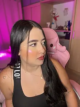 Emiily Moore1 online show from 05/20/26, 11:46