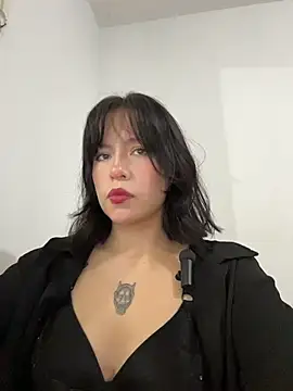 aliciia 23 online show from 11/07/25, 11:08