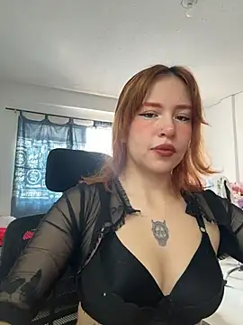 aliciia 23 online show from 02/07/26, 03:31