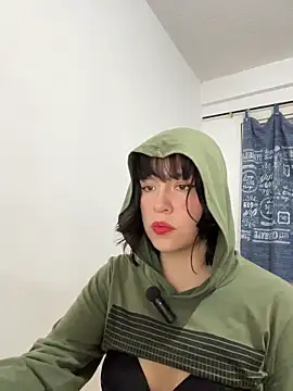 aliciia 23 online show from 11/13/25, 11:19