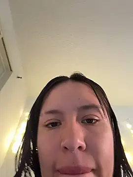 aliciia 23 online show from 12/15/25, 09:53