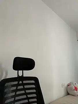 aliciia 23 online show from 11/16/25, 08:46