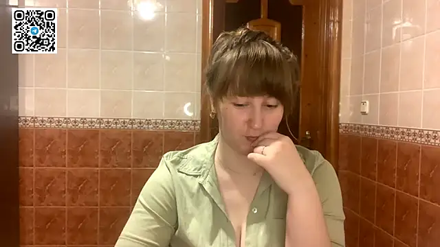 MaroonMoon  online show from 12/19/25, 09:06