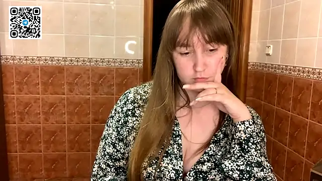 MaroonMoon  online show from 09/19/25, 07:29