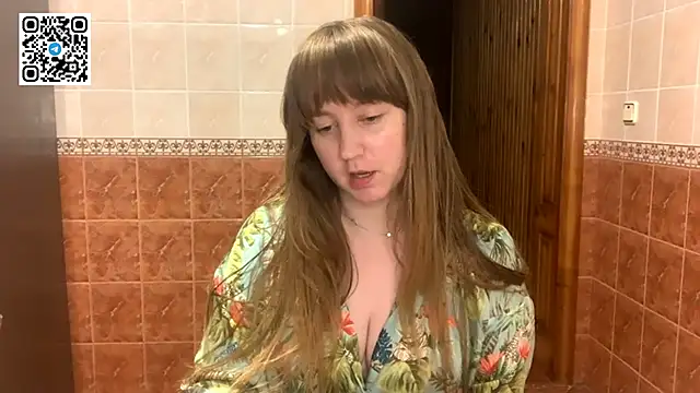 MaroonMoon  online show from 09/08/25, 07:24