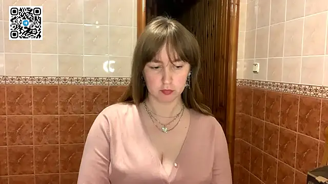 MaroonMoon  online show from 09/27/25, 07:31