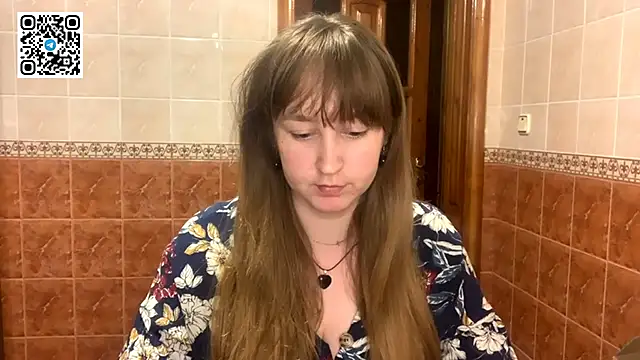 MaroonMoon  online show from 09/18/25, 07:28