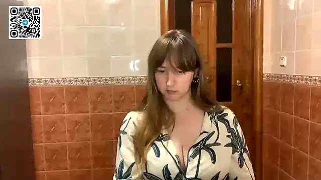 MaroonMoon  online show from 09/29/25, 07:30