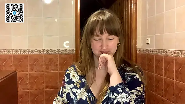 MaroonMoon  online show from 10/28/25, 08:30