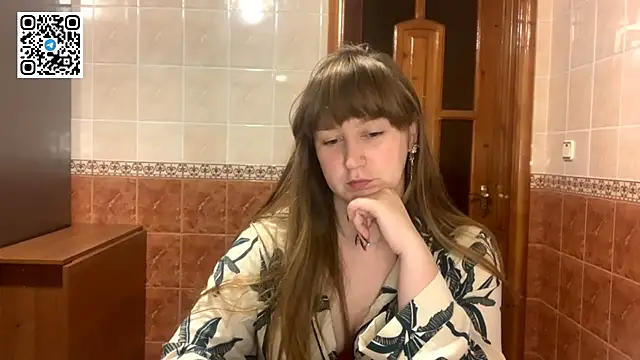 MaroonMoon  online show from 11/28/25, 08:53